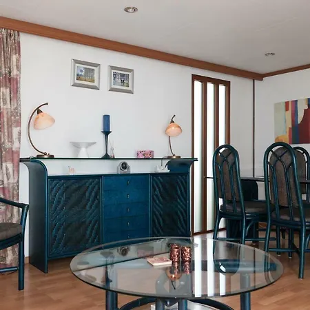 The Place To Be-2 Holiday home