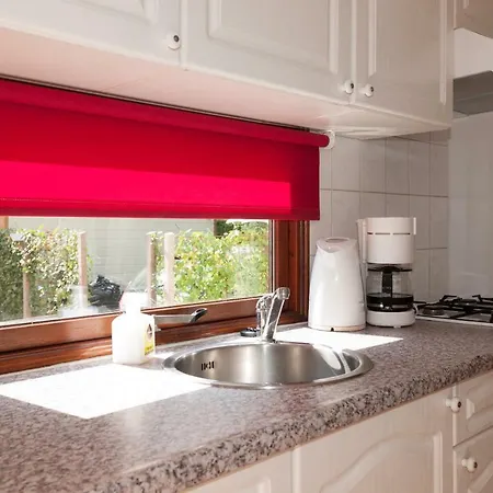 The Place To Be-2 Holiday home *
